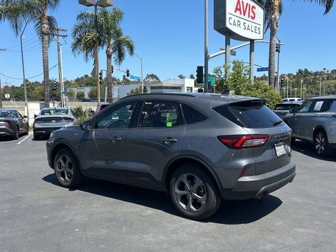 Used 2025 Ford Escape ST-Line AWD/4WD image 7