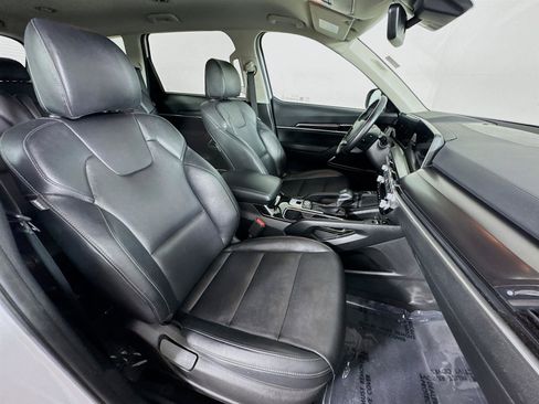 Certified 2023 Kia Telluride S image 30