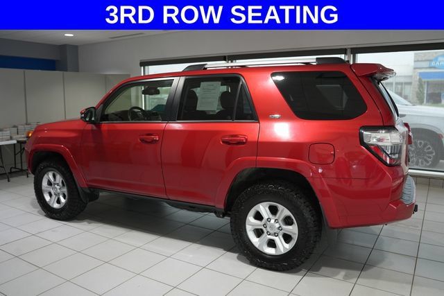 Used 2024 Toyota 4Runner SR5 Premium w/ Moonroof Package AWD/4WD image 4