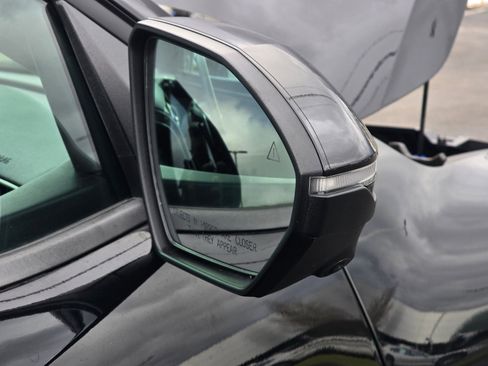 Used 2022 Hyundai Santa Cruz Limited image 28