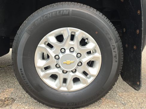 Used 2024 Chevrolet Silverado 3500 LT w/ True North Edition AWD/4WD image 12