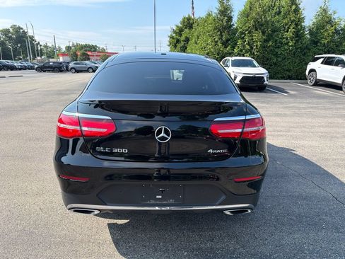 Used 2019 Mercedes-Benz GLC 300 4MATIC Coupe image 4