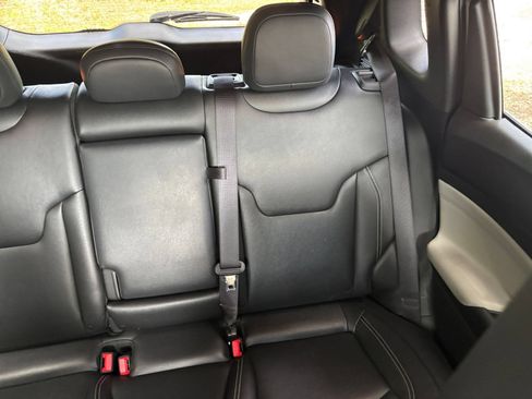 Used 2025 Jeep Compass Limited AWD/4WD image 39