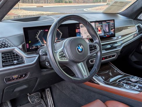 Used 2023 BMW X7 xDrive40i w/ Executive Package image 11