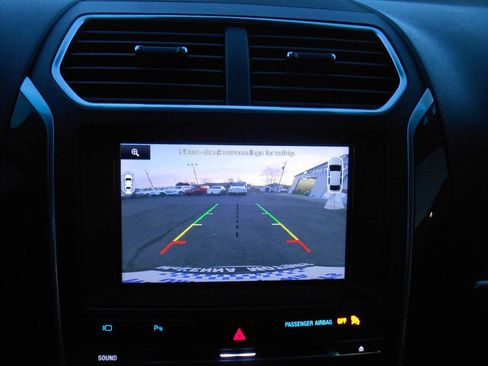 Used 2016 Ford Explorer Limited image 15