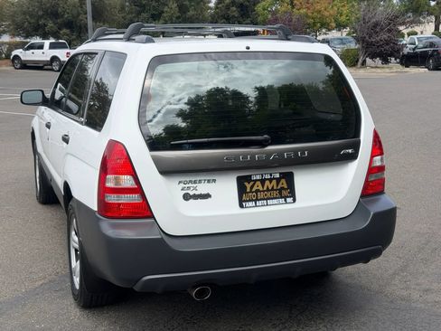 Used 2004 Subaru Forester 2.5X AWD/4WD image 5