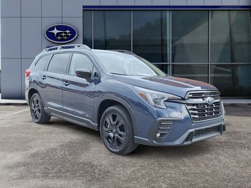 Certified 2025 Subaru Ascent Onyx Edition w/ Popular Package #2 image 3