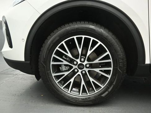 Certified 2024 Ford Escape Base w/ PHEV Premium Package image 32