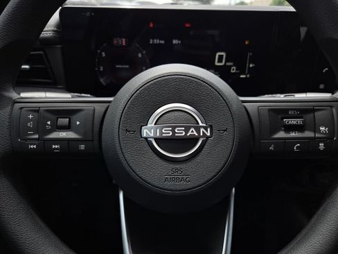 New 2026 Nissan Kicks SV w/ Cold Weather Package FWD image 25