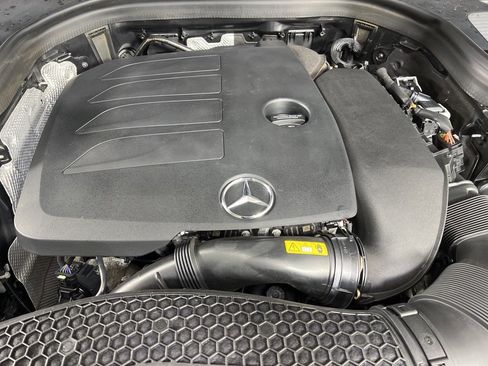 Used 2021 Mercedes-Benz GLC 300 4MATIC image 44