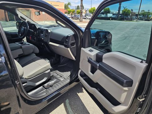 Used 2016 Ford F150 XL w/ Equipment Group 101A Mid RWD image 18