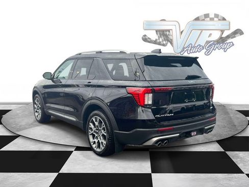 Used 2025 Ford Explorer Platinum w/ Ultimate Package AWD/4WD image 8
