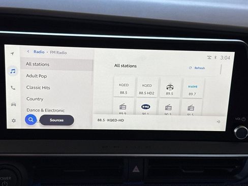 New 2026 Toyota Prius LE AWD/4WD image 18