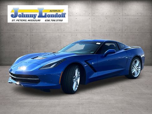 Used 2019 Chevrolet Corvette Stingray Coupe w/ 1LT RWD image 4