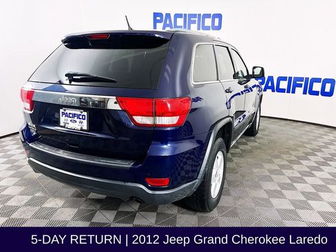 Used 2012 Jeep Grand Cherokee Laredo w/ Laredo E Group image 8