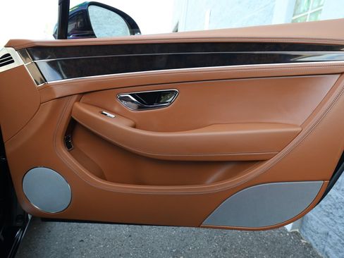 Certified 2020 Bentley Continental GT AWD/4WD image 28