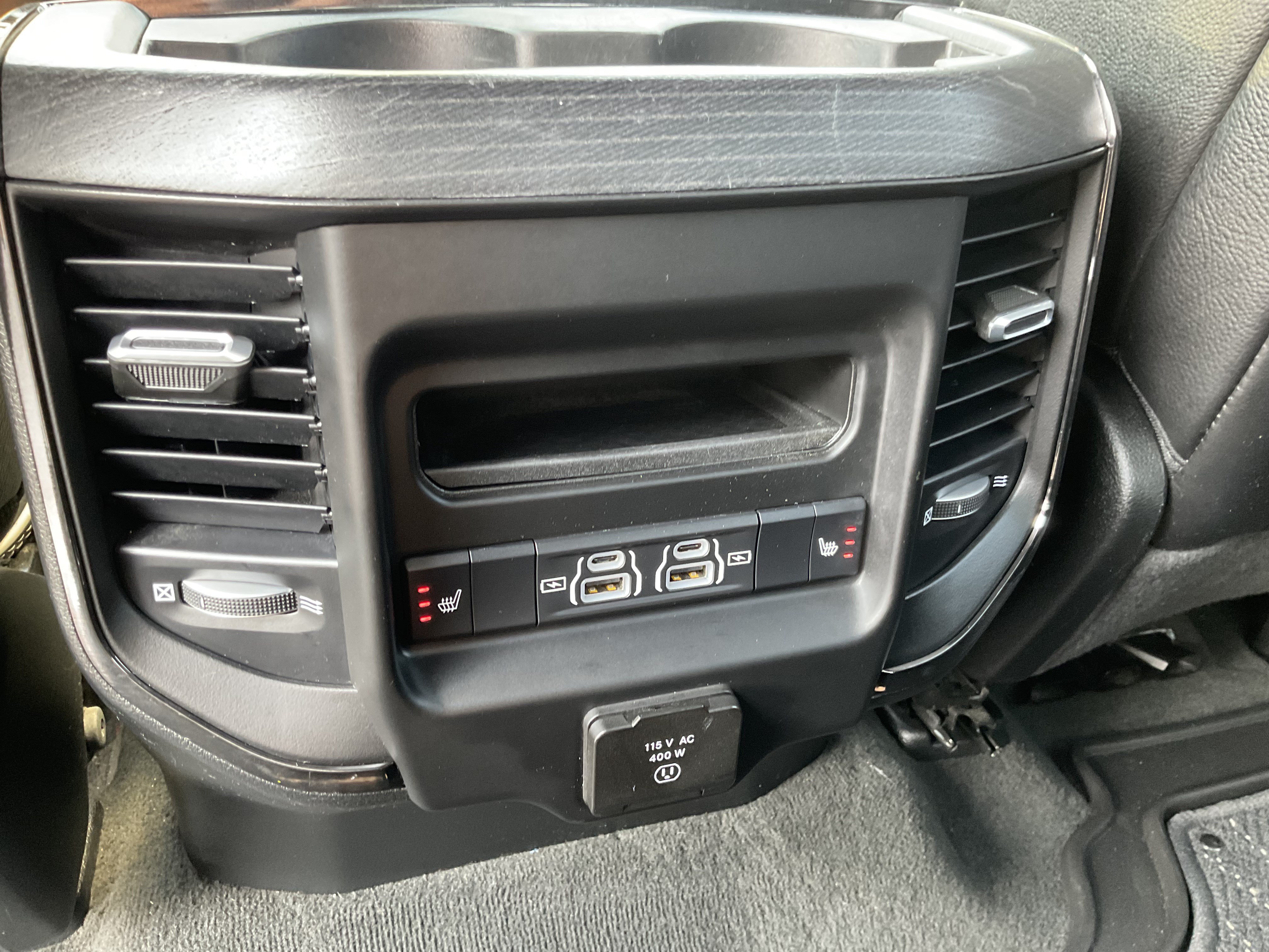 Used 2022 RAM 1500 Limited w/ Body-Colour Bumper Group AWD/4WD image 34