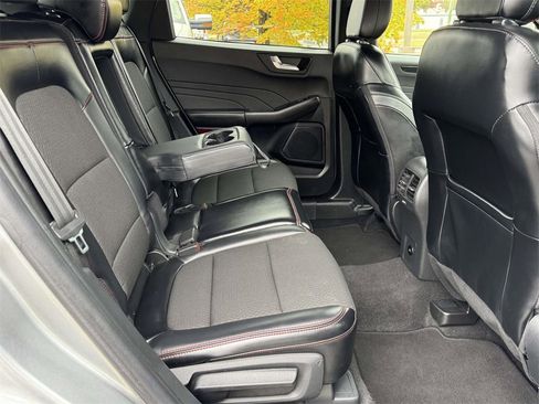 Used 2024 Ford Escape ST-Line w/ Cold Weather Package image 15