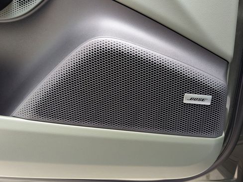 New 2026 Porsche Macan 4 Electric AWD/4WD image 14