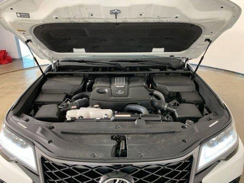 Used 2024 Lexus LX 600 F Sport image 43