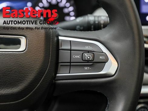 Used 2022 Jeep Compass Latitude w/ Sun and Sound Group image 16