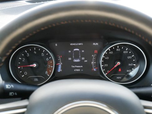 Used 2019 Jeep Compass Latitude w/ Popular Equipment Group image 23