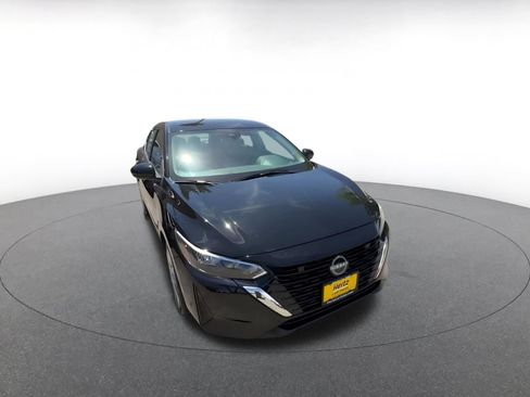 Used 2025 Nissan Sentra S FWD image 3