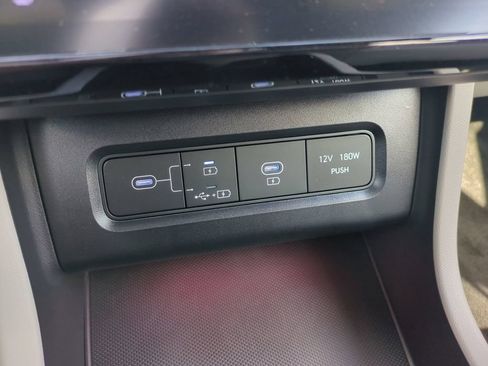 Used 2026 Hyundai Tucson Limited AWD/4WD image 28