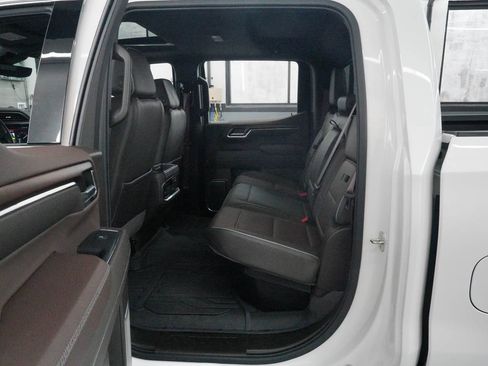 Used 2024 GMC Sierra 1500 Denali w/ Denali Reserve Package AWD/4WD image 30