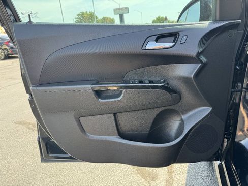 Used 2020 Chevrolet Sonic LT w/ Convenience Package FWD image 15