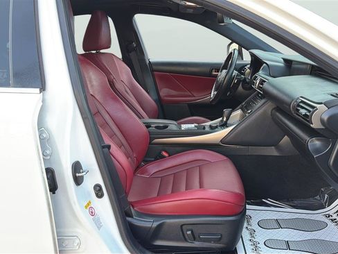 Used 2019 Lexus IS 300 F Sport w/ F Sport Package RWD image 13