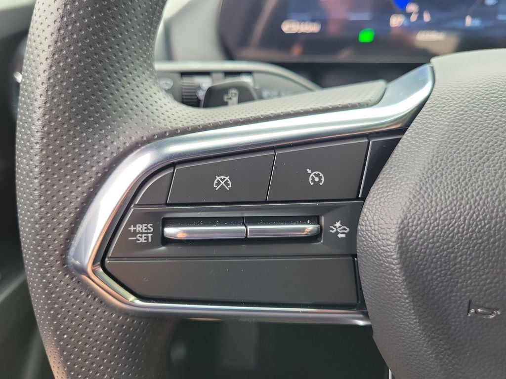 Used 2026 Chevrolet Equinox EV LT FWD image 5