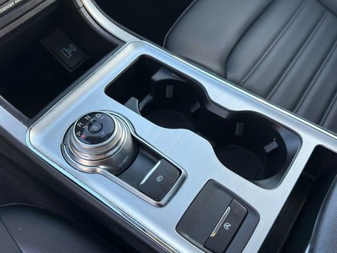 Used 2022 Ford Edge SEL w/ Convenience Package image 14