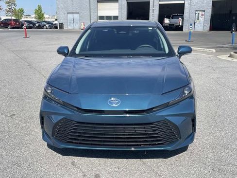 Used 2026 Toyota Camry LE image 8