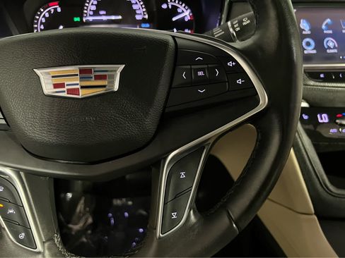 Used 2017 Cadillac XT5 Luxury w/ Driver Awareness Package AWD/4WD image 20