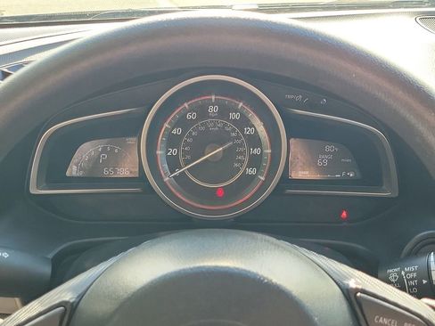 Used 2016 MAZDA MAZDA3 i Sport image 30