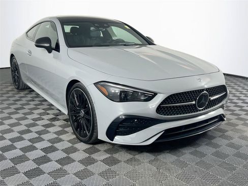 Used 2024 Mercedes-Benz CLE 300 4MATIC Coupe image 8