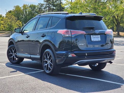 Used 2017 Toyota RAV4 SE AWD/4WD image 13