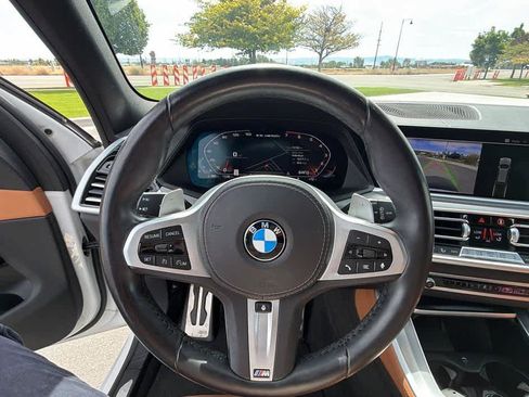Used 2022 BMW X5 M50i w/ Executive Package AWD/4WD image 15