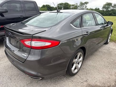 Used 2015 Ford Fusion SE w/ Equipment Group 201A FWD image 5