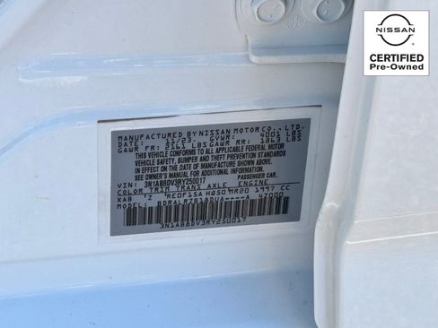 Certified 2024 Nissan Sentra SR image 30