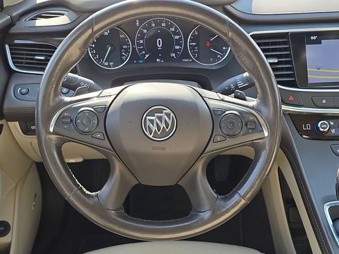 Used 2017 Buick LaCrosse Premium image 39