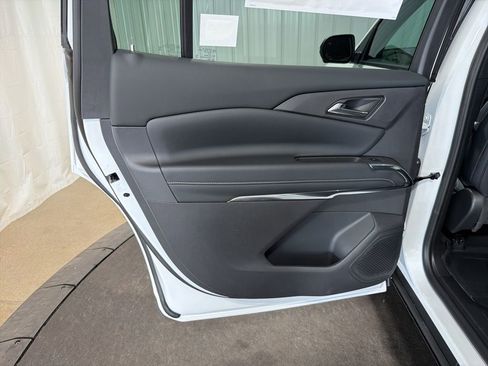 New 2026 Chevrolet Traverse LT w/ Midnight/Sport Edition image 17