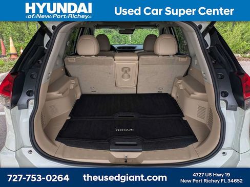 Used 2019 Nissan Rogue SL w/ Premium Package FWD image 12