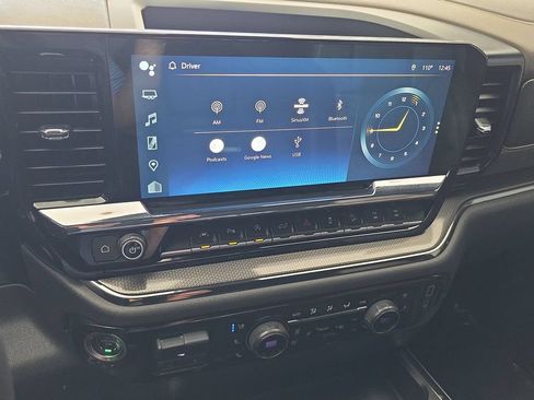 Used 2022 Chevrolet Silverado 1500 ZR2 w/ Technology Package AWD/4WD image 13