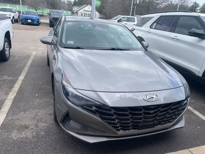 Used 2023 Hyundai Elantra Limited