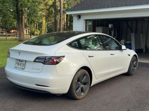 Used 2021 Tesla Model 3 Long Range AWD/4WD image 4