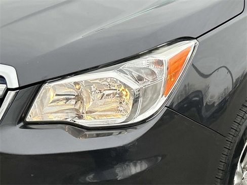 Used 2016 Subaru Forester 2.5i image 9