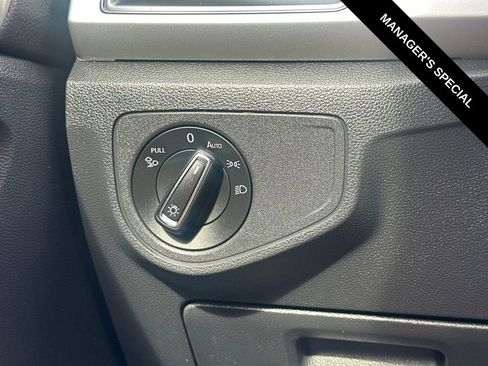 Used 2022 Volkswagen Atlas SE image 26