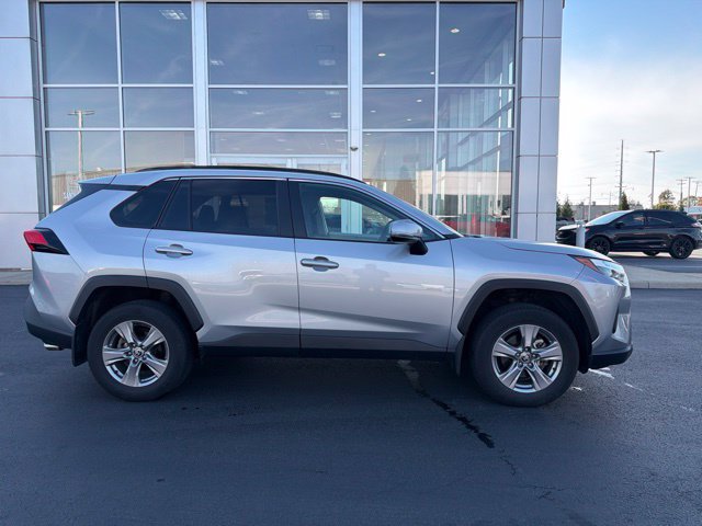 Used 2025 Toyota RAV4 XLE w/ Convenience Package AWD/4WD image 8